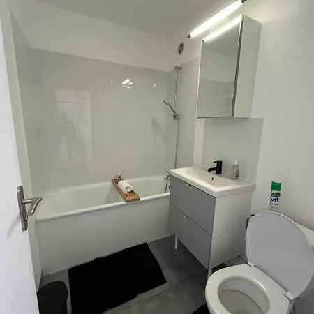 Le Montreuillois ! Parking Prive Et Metro A Proximite Apartment Montreuil (Seine-Saint-Denis)